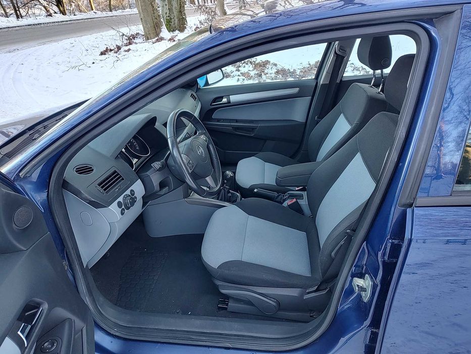 Piękna Astra H, 182 tyś, PRYWATNE, Tempomat, Klimatyzacja, ESP,  ABS,