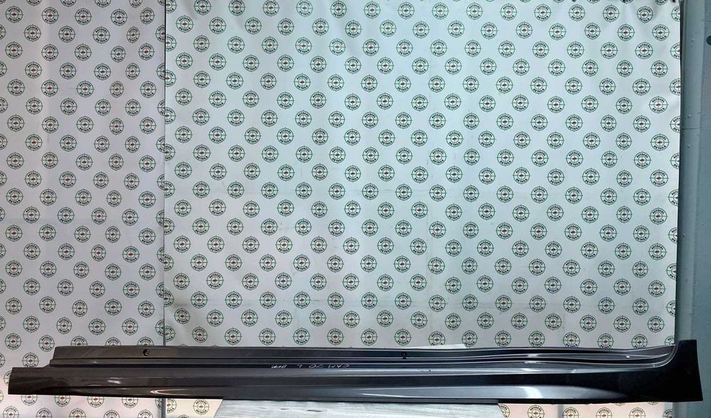 Порог накладка порога Toyota Camry 70 SE пороги RH LH