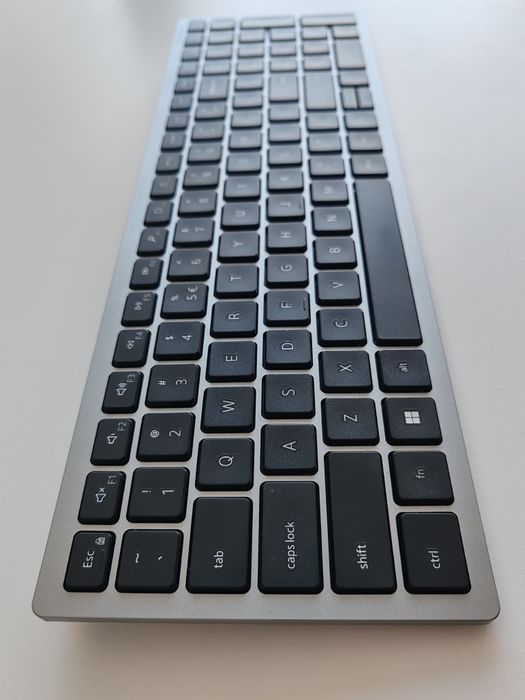 Klawiatura i mysz Dell KM7120W stan idealny