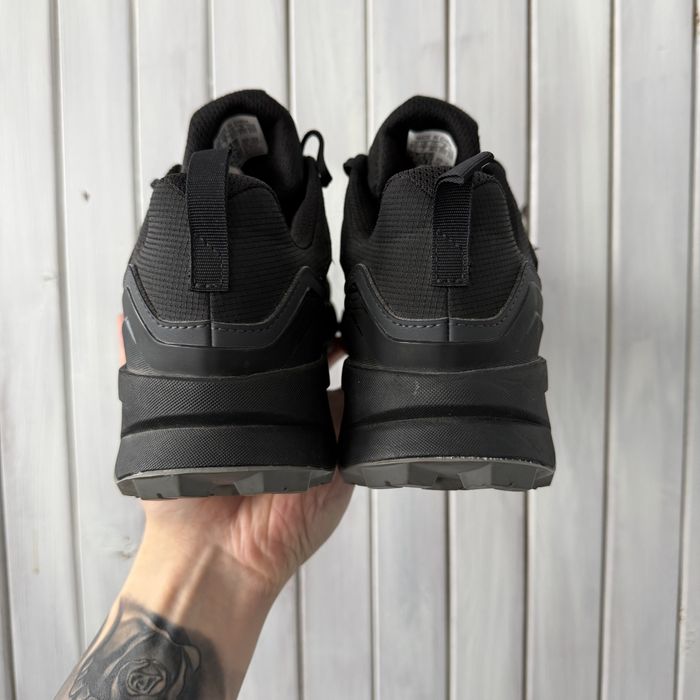 Чоловічі трекінгові кросівки Adidas Terrex Swift R3 GTX 40,5р