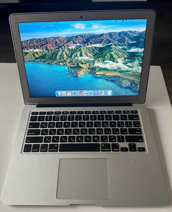 Ноутбук MacBook Air 13 2017 i5/8/128gb