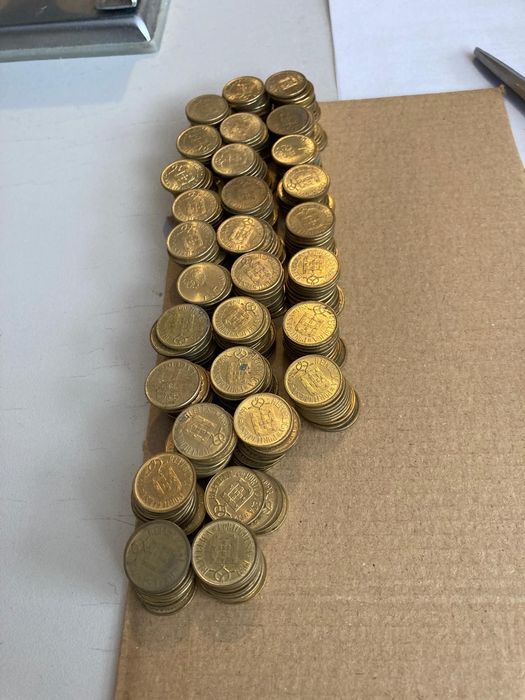 295 moedas de 1,00 Escudo de 1986 a 2001