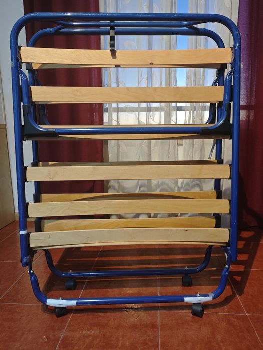 Cama dobrável IKEA/Divá IKEA