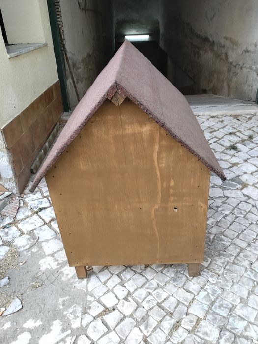 Casa de cães como nova