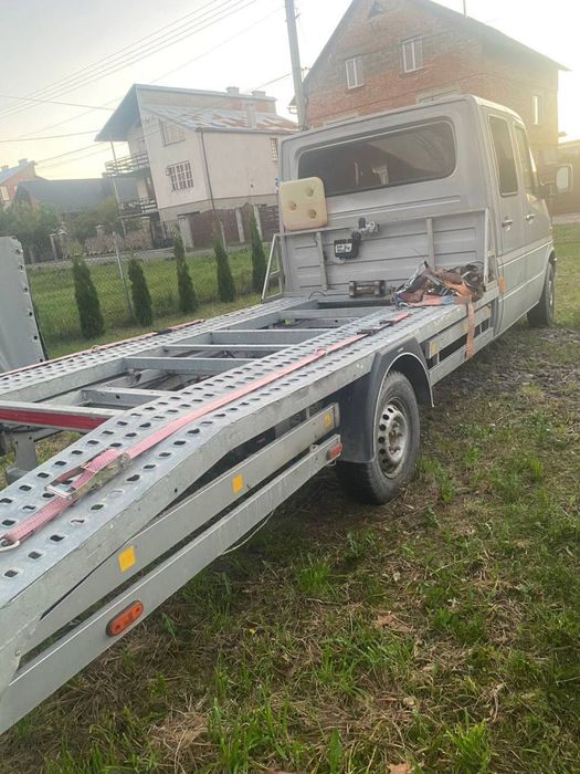 Евакуатор Sprinter 321D