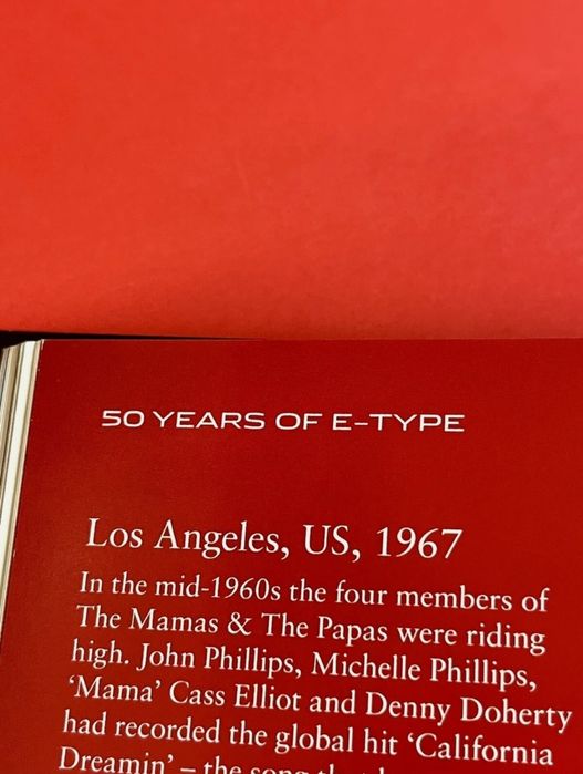 Revista Jaguar - 50 anos de E-Type