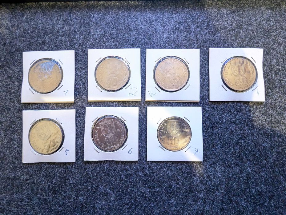 Lote de 7 moedas de 50 escudos portugueses – vários anos