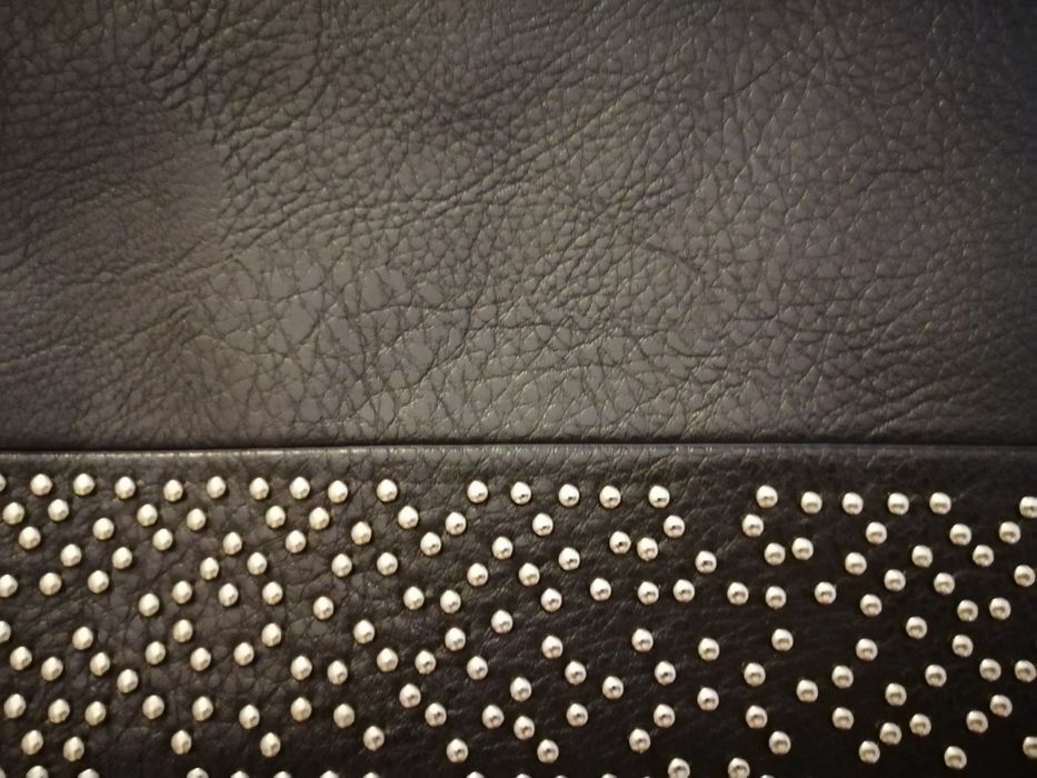 Clutch preta muito versatil