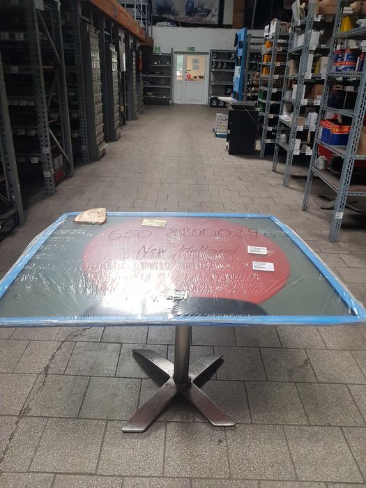 Szyba przednia New Holland cnh case 82000.296