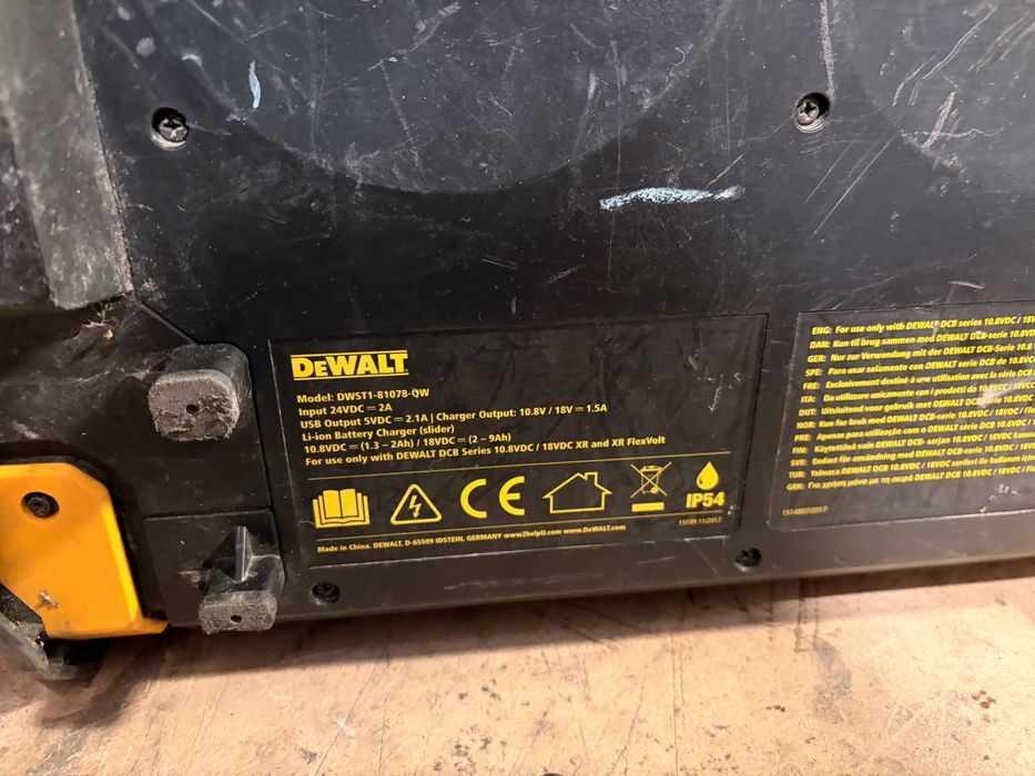 Radio Dewalt Tstak DWST1