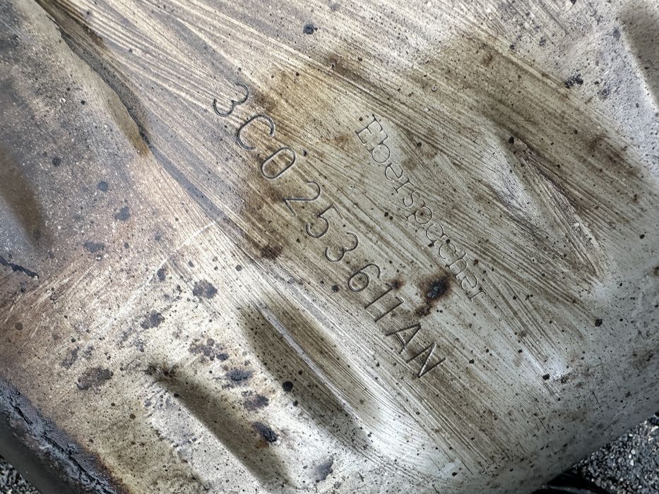 Volkswgen Passat B6 tłumik końcowy 1.9 TDI