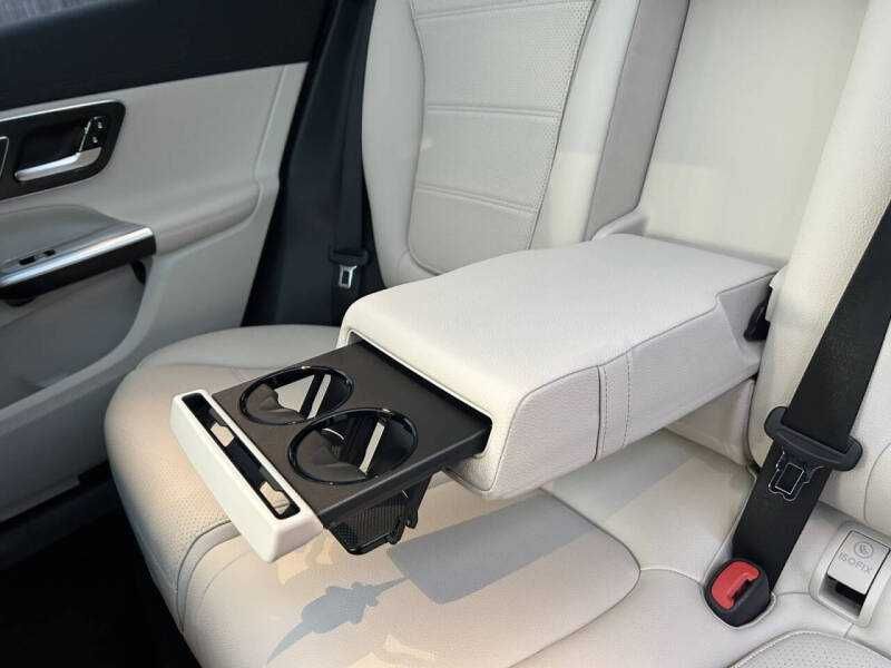 2024 Mercedes-Benz GLC