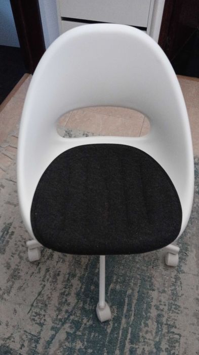 Cadeira para secretária