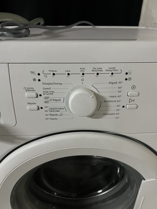 Maquina lavar roupa