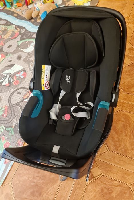 Fotelik samochodowy britax römer baby-safe 3 i-size z bazą ISOFIX