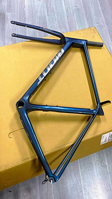 Quadro Giant TCR Advanced Pro 0, 10ªgen,NOVO