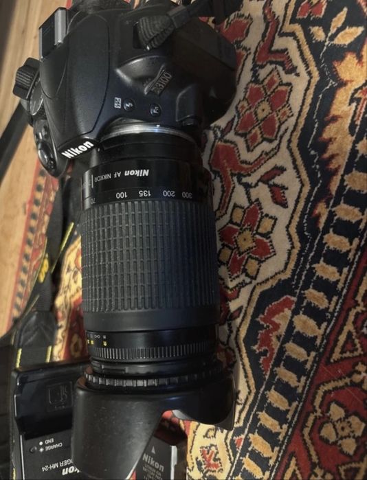 Nikon D3100 + Nikor 70-300 AF