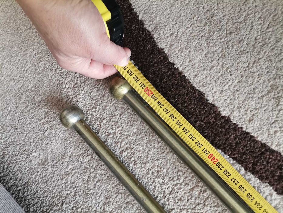 Karnisze stare złoto