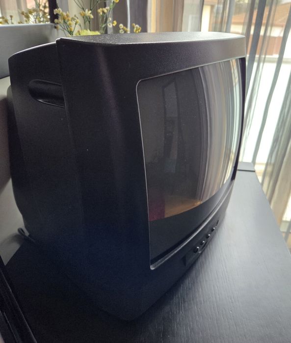 Televisão antiga Siera