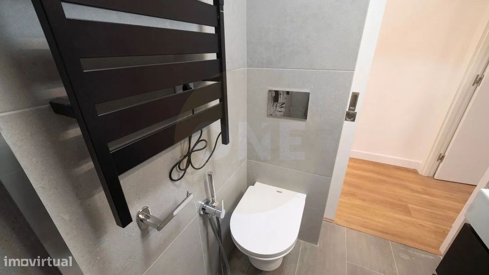 Apartamento T3 remodelado| Suite e closet | Codivel, Odivelas