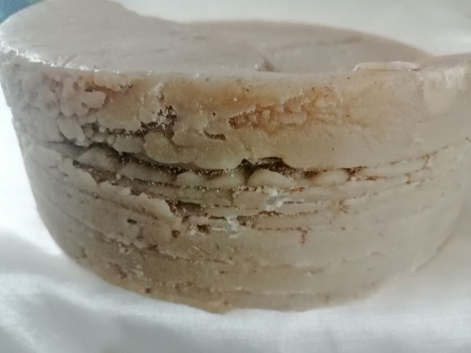 Віск бджолиний натуральний.