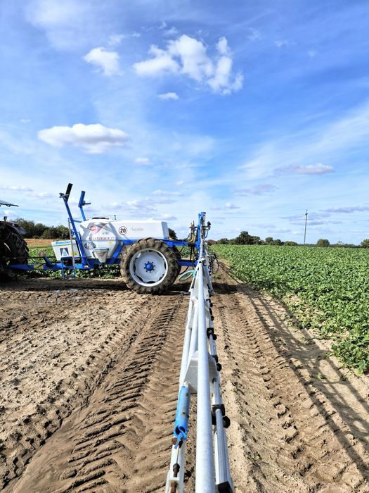 Opryskiwacz Kuhn Blanchard 2700l 21m Pompa Membranowa Arag