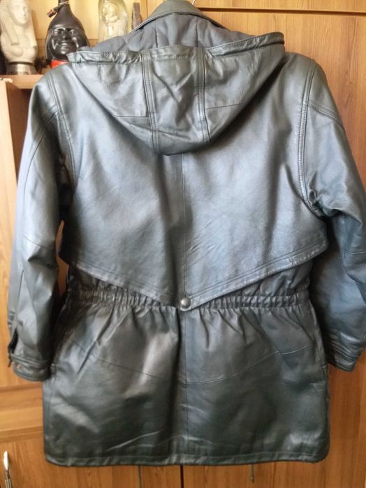 Женская кожаная куртка утеплённая