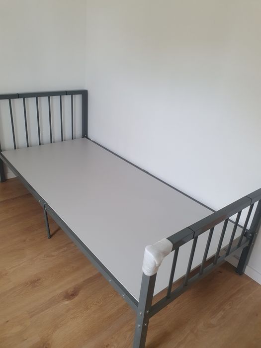 Łóżko metalowe 90x200