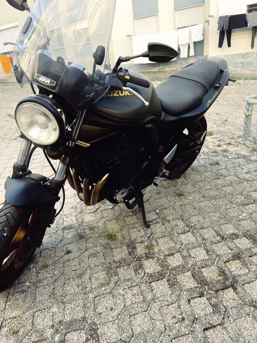 Bandit 600  ano 2000
