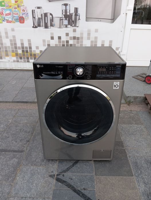 Стиральная машина LG 10,5кг 2021год с Паром Прямой привод из Германии