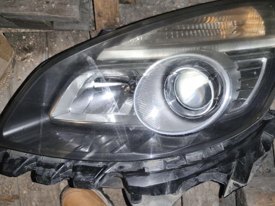 Lampy przednie Renault Scenic II – xenon, komplet