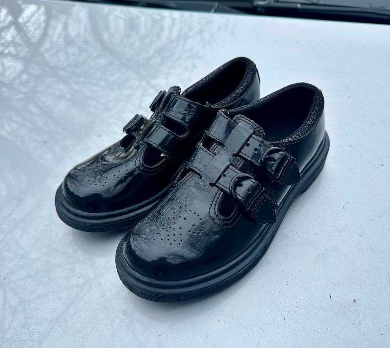 Дитячі туфлі з лакованої шкіри Dr.Martens 33 розмір, стан нових, оригінал