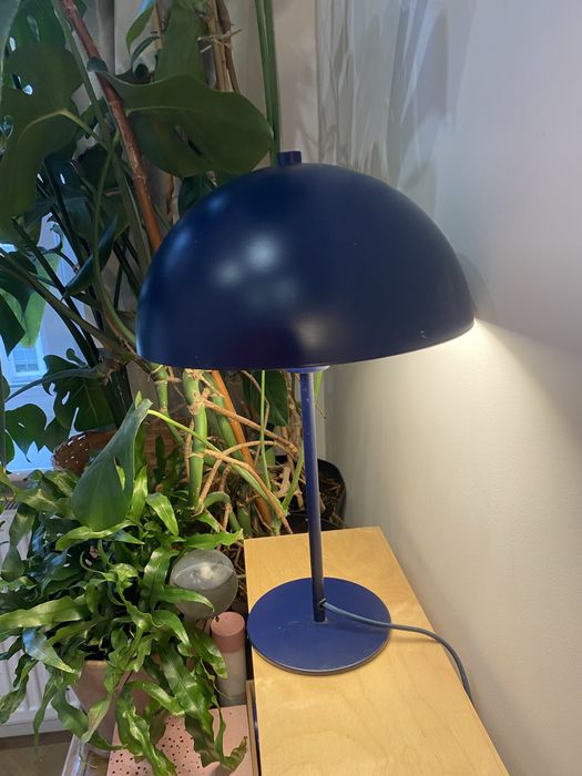 Lampa Westwing stolowa lampka nocna designerska granatowa