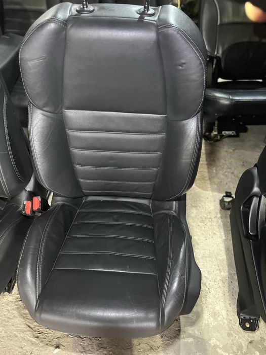 Шкіряний салон пежо 508