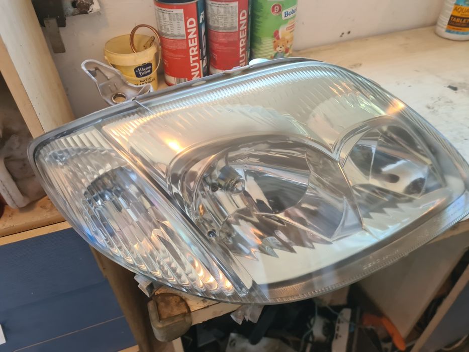 Lampy Toyota Corolla e12