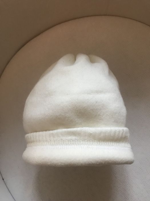 Ciepła czapka damska wełniana  Butik