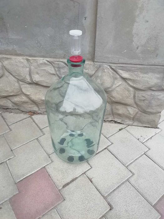 Продам скляний бутиль