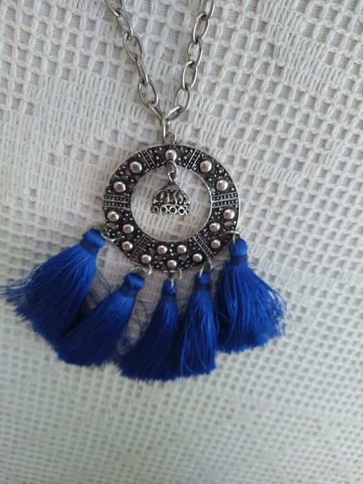 Colar boho chic prateado e azul - Novo!