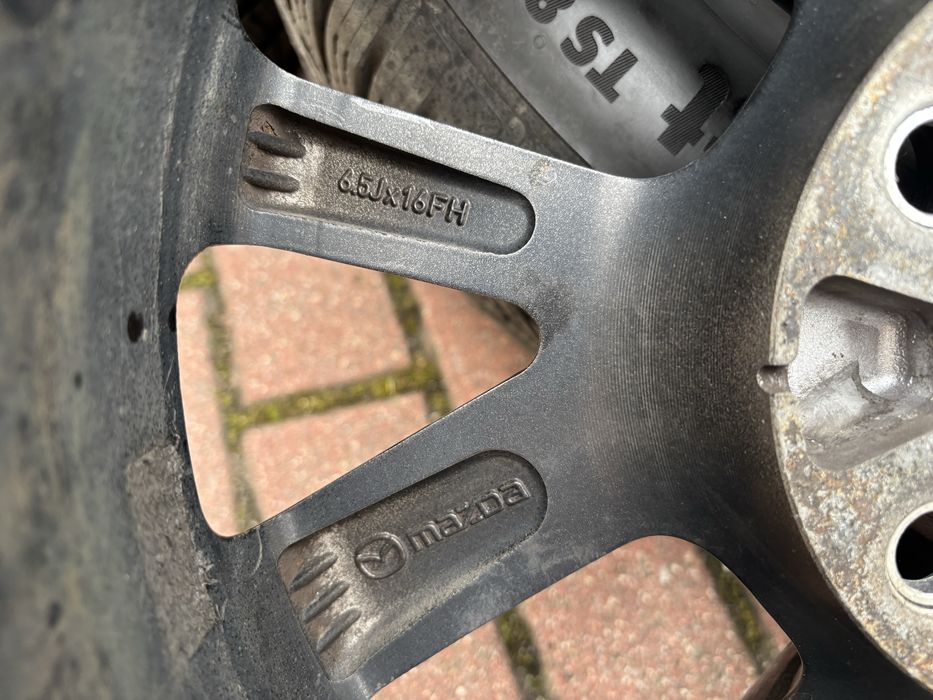 Koła zimowe alufelgi Mazda 16 cali czujniki TPMS