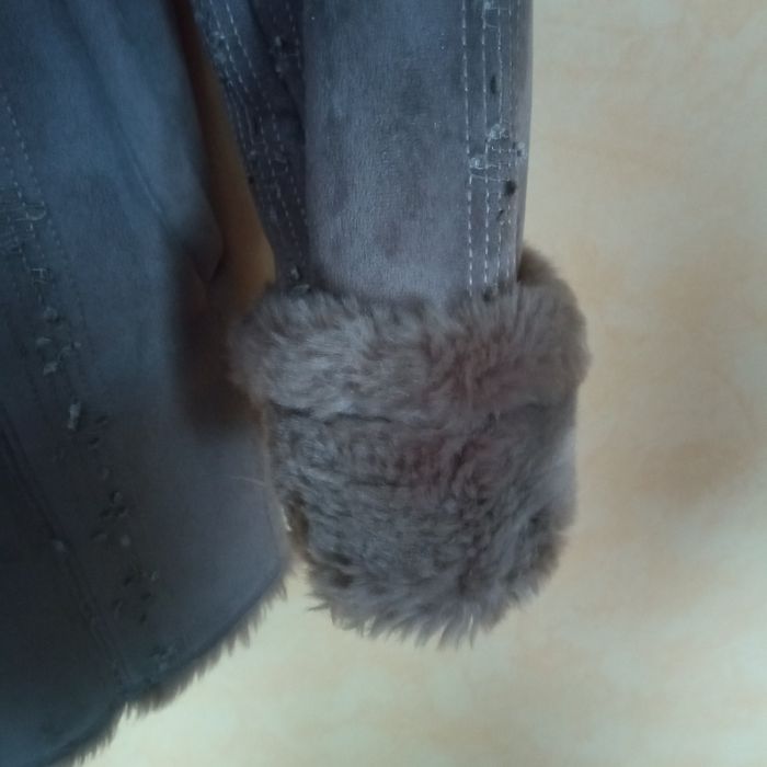 Kożuszek z kapturem