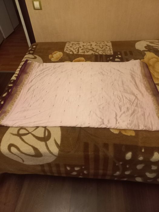 Отрез кусок лёгкой ткани