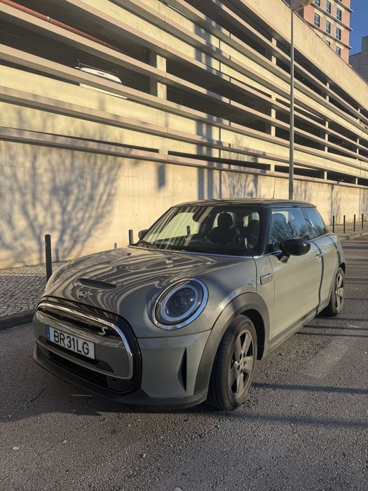 Mini Cooper SE Elétrico 2022