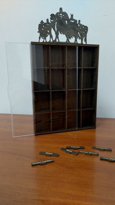 Полка для фігурок DC playmobil Natoons Star Wars lego kinder joy