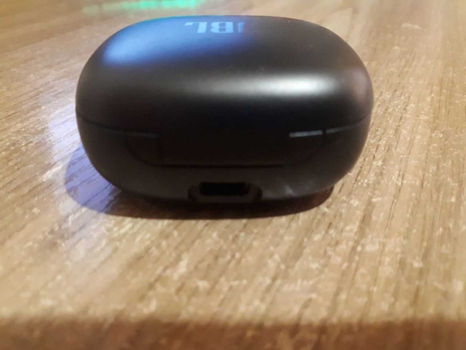 Продам навушники JBL Live Pro 2