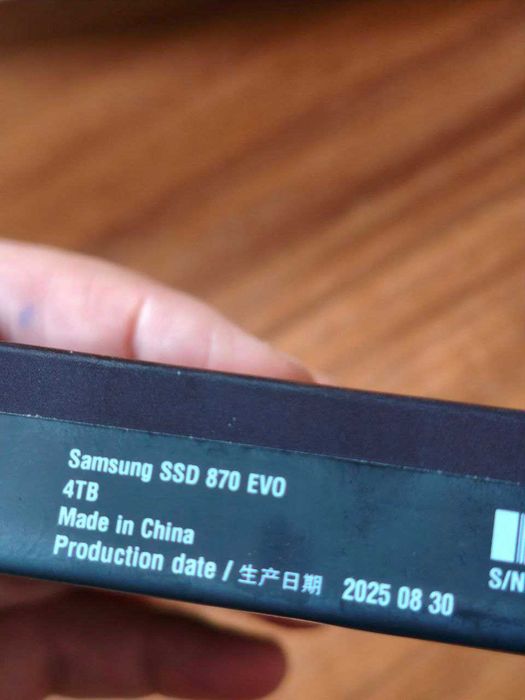 Samsung 870 EVO 4TB SSD (SELADO, GENUÍNO) – Garantia 2030–Fabrico 2025