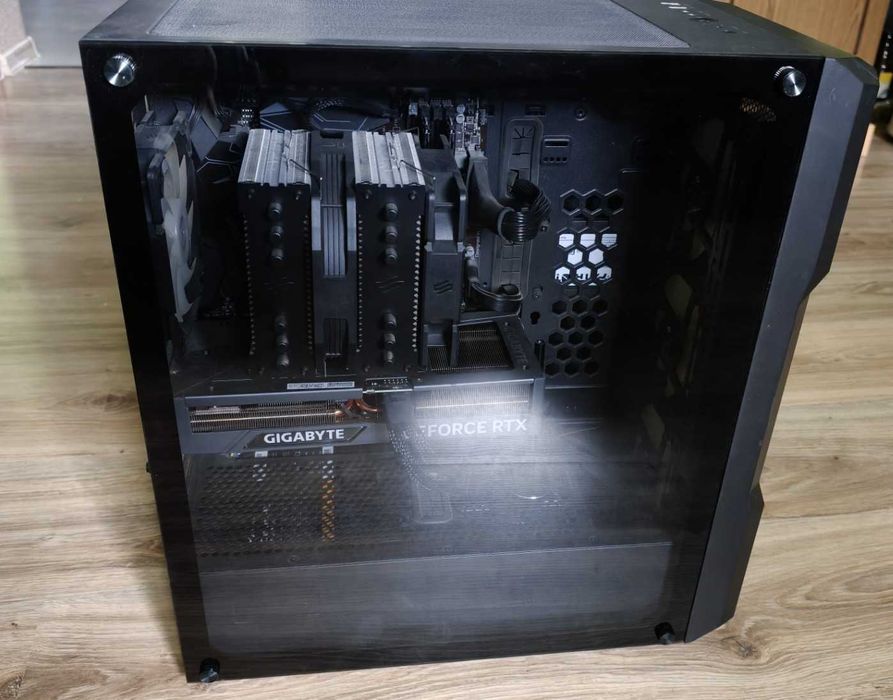 Komputer i7 10700f/RTX 4070Ti/32GB RAM DDR4