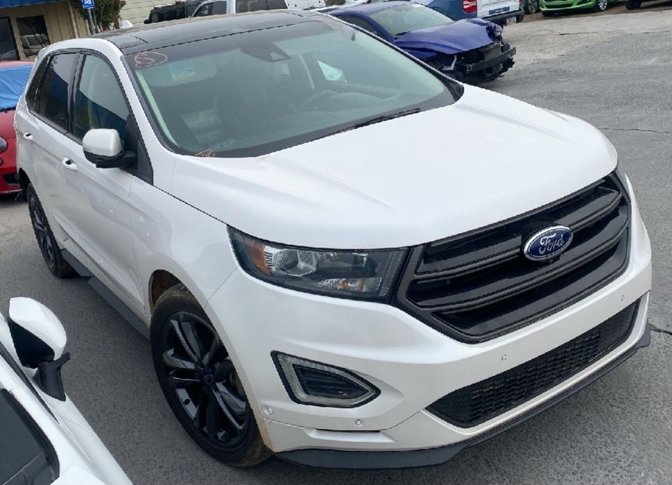 Запчастини Форд Едж