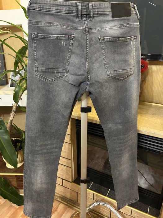 Чоловічі джинси