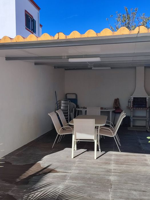 Moradia T4 com piscina