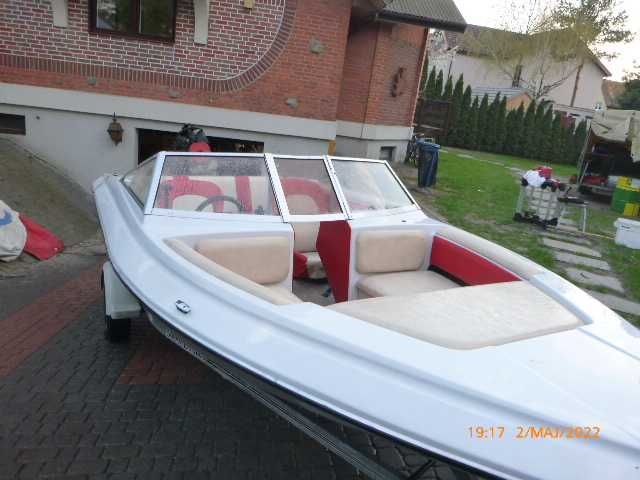 Silnik zaburtowy Suzuki 50 HP / 200 mtg  z 2006 jacht , motorówka , skuter / wtrysk